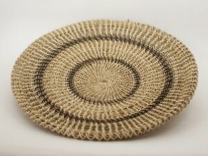 Panera Waorani Artesanal Natural entretejido 2 circulos gris oscuro