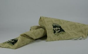 Buff cubre boca diseño rostro Waorani